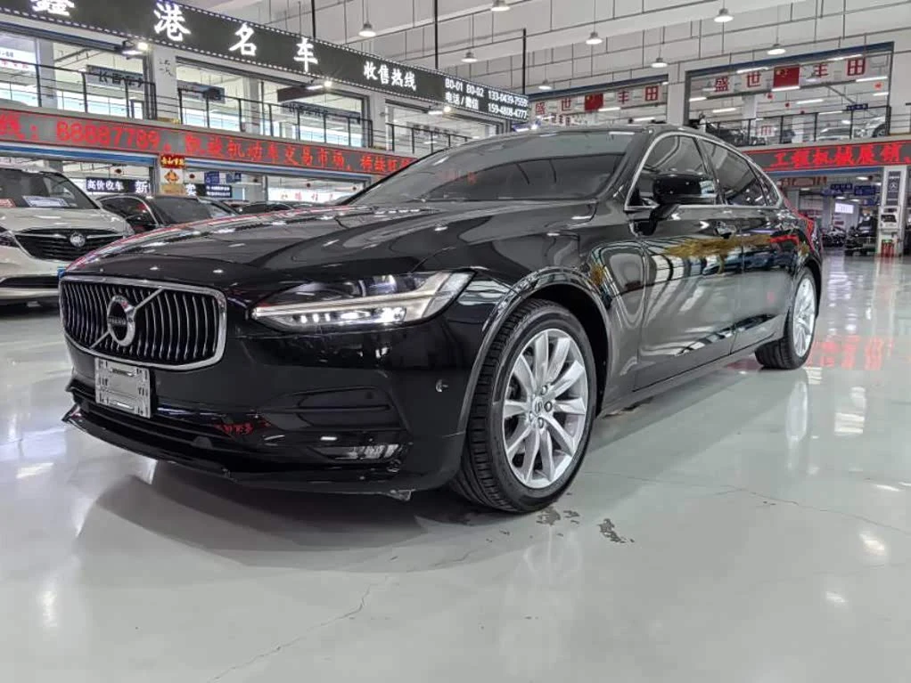 Volvo S90