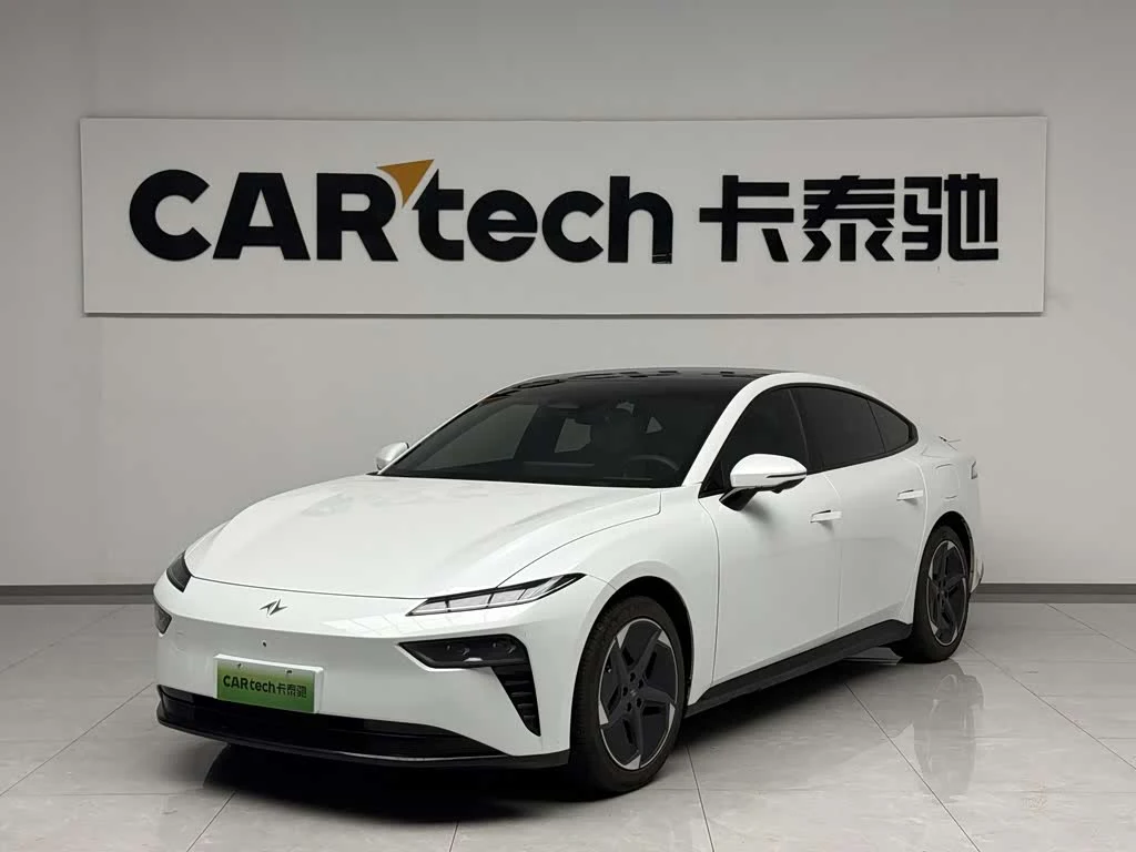 Dongfeng eπ007
