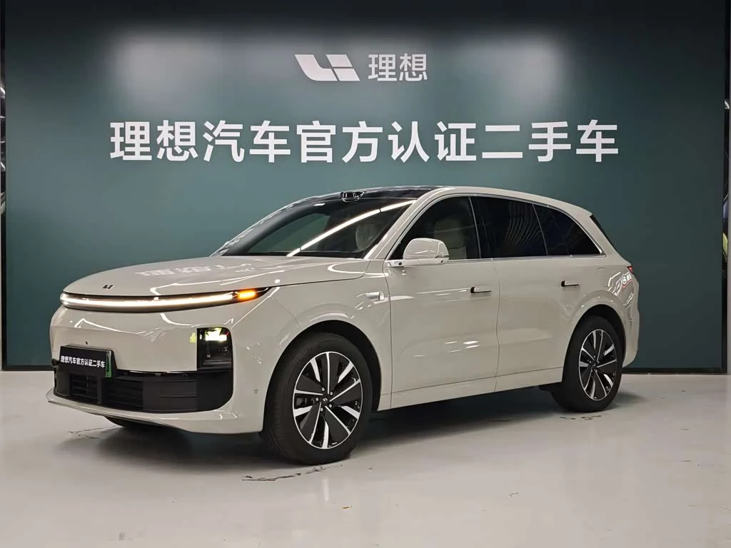 Li Auto L6