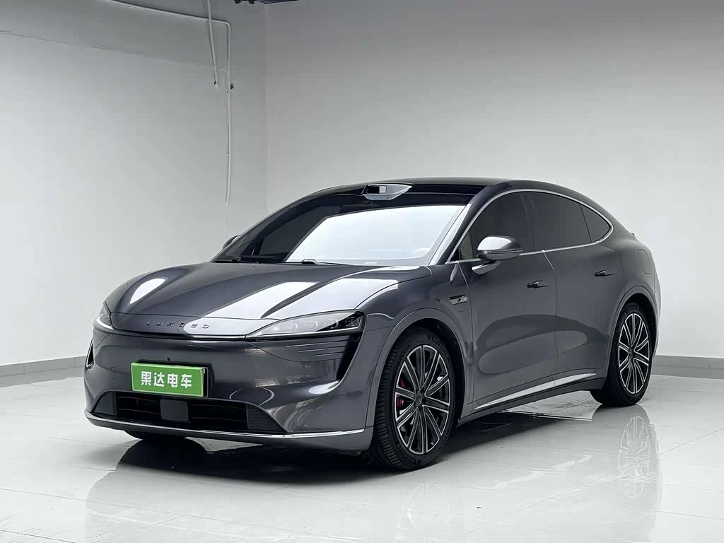 Luxeed R7