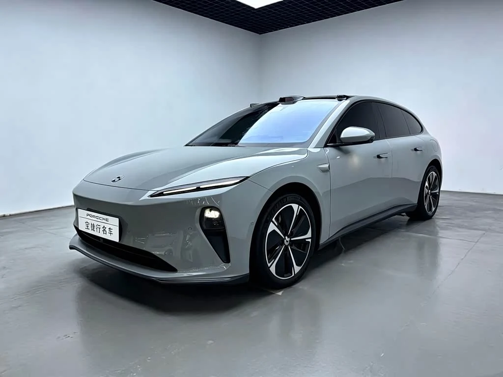NIO ET5T