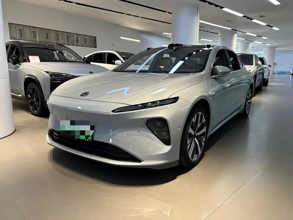 NIO ET7