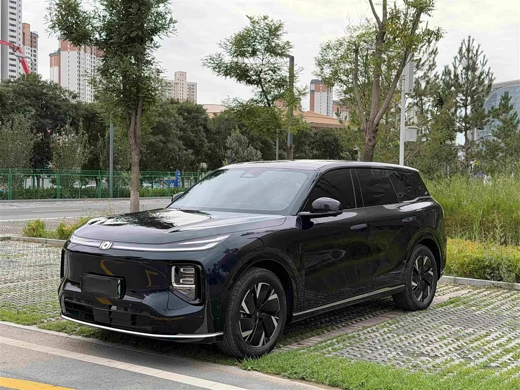 Changan Q07