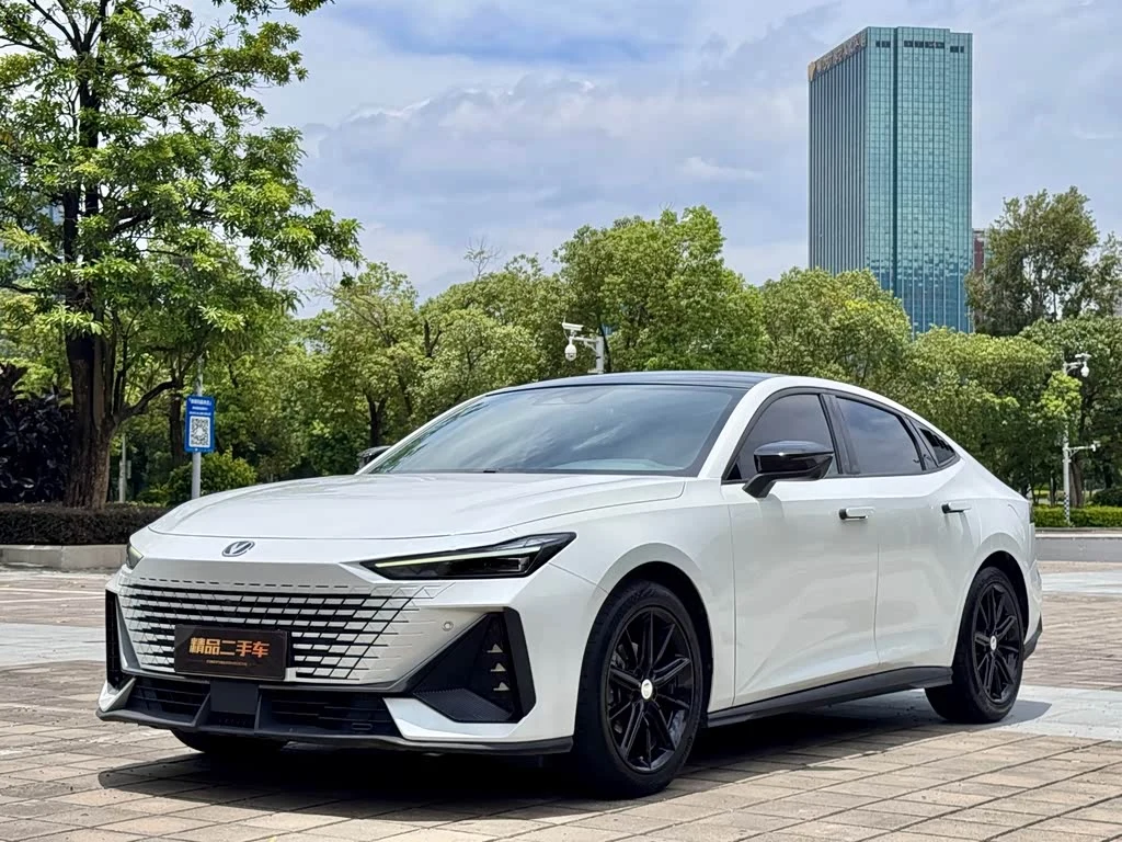 Changan UNI-V
