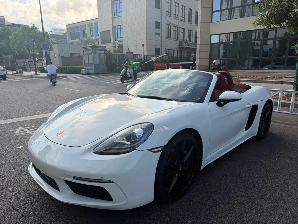 Porsche 718