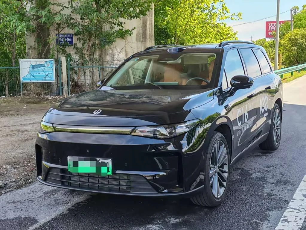Leapmotor C16