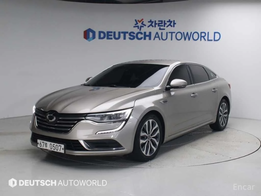 Renault SM6