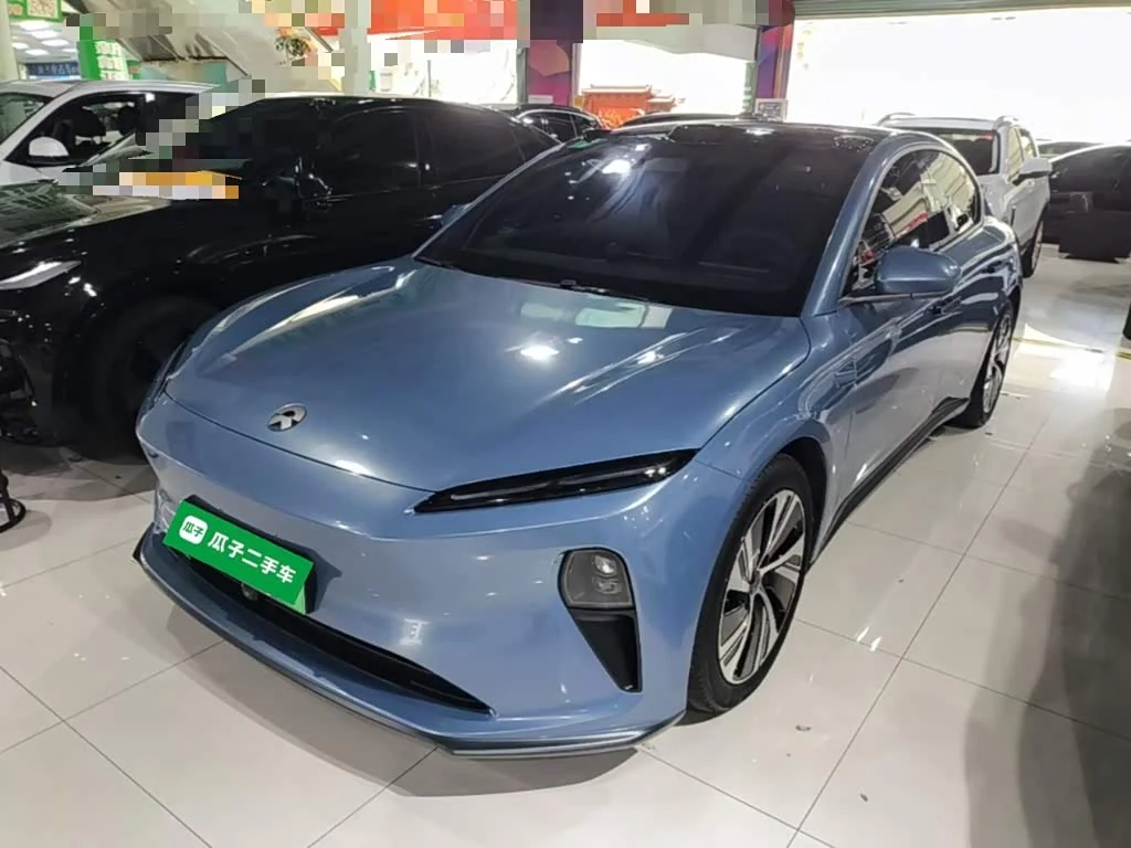 NIO ET5