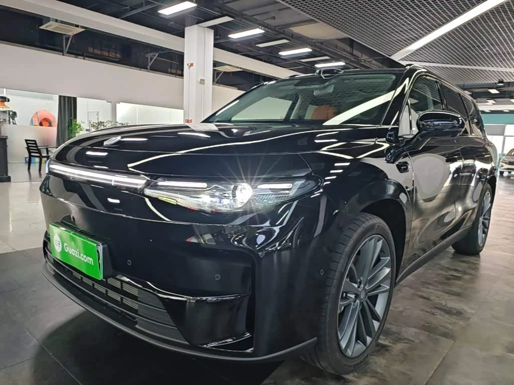Leapmotor C16