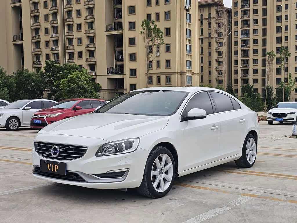 Volvo S60