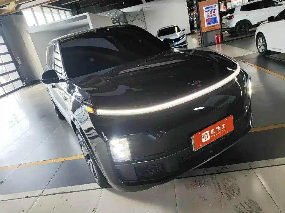 Li Auto L9