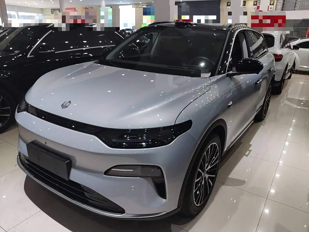 Leapmotor C11