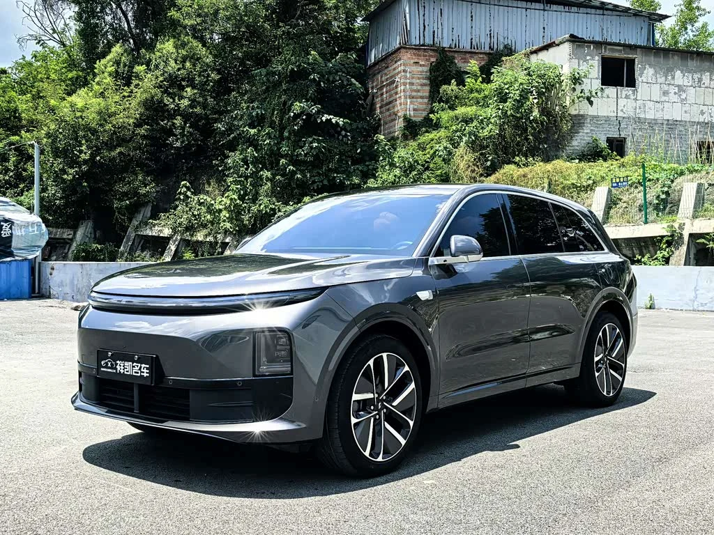 Li Auto L6