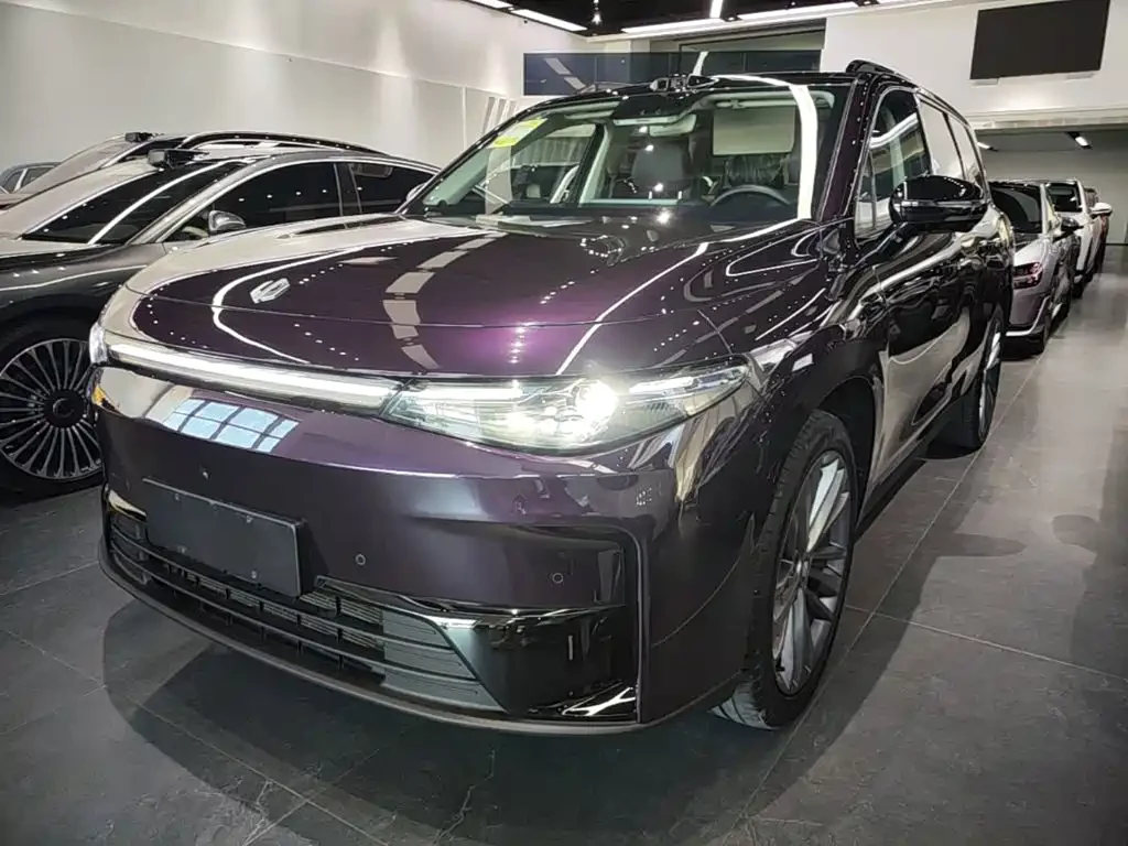 Leapmotor C16