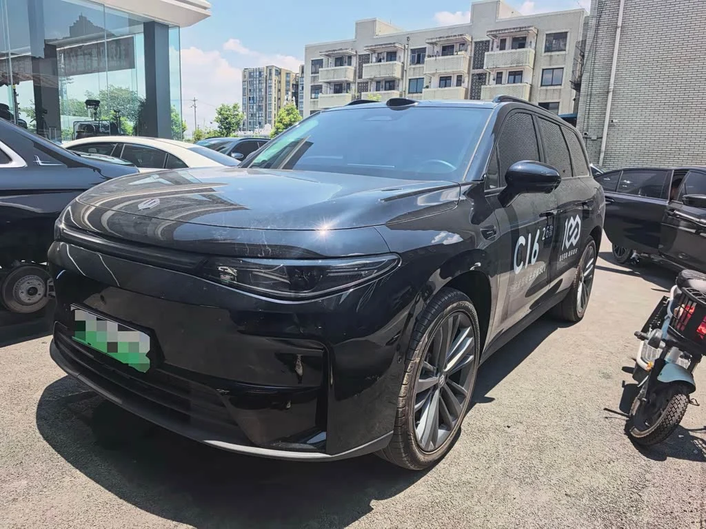 Leapmotor C16