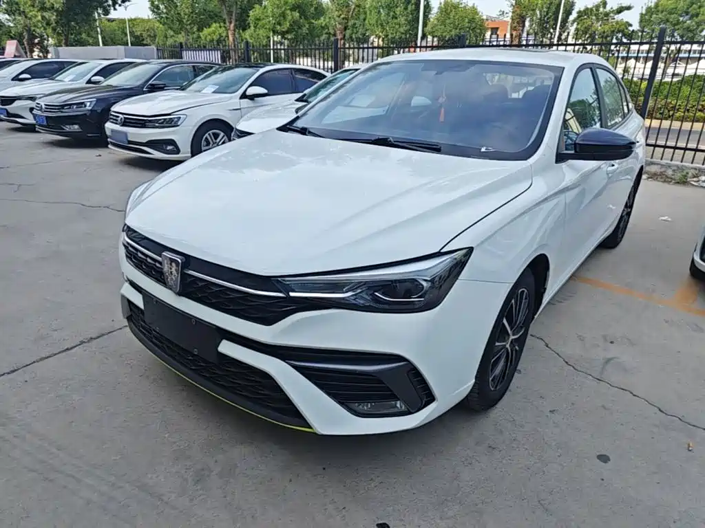 Roewe i5