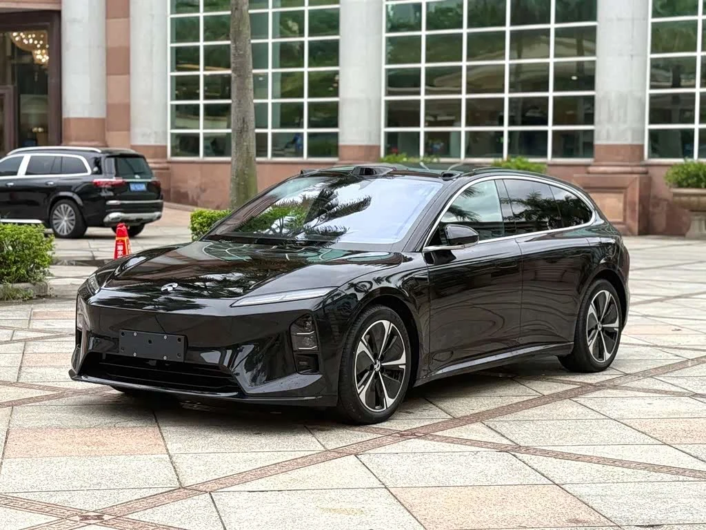 NIO ET5T