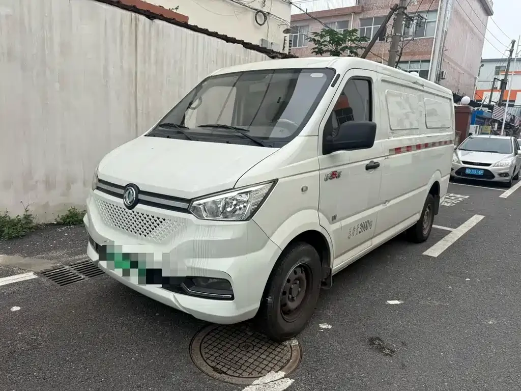 Dongfeng EM26