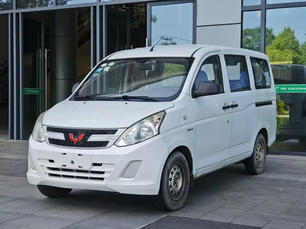 Wuling RongguangV