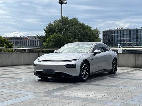 Xpeng P7