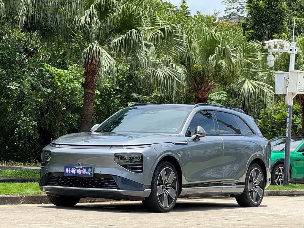 Xpeng G9