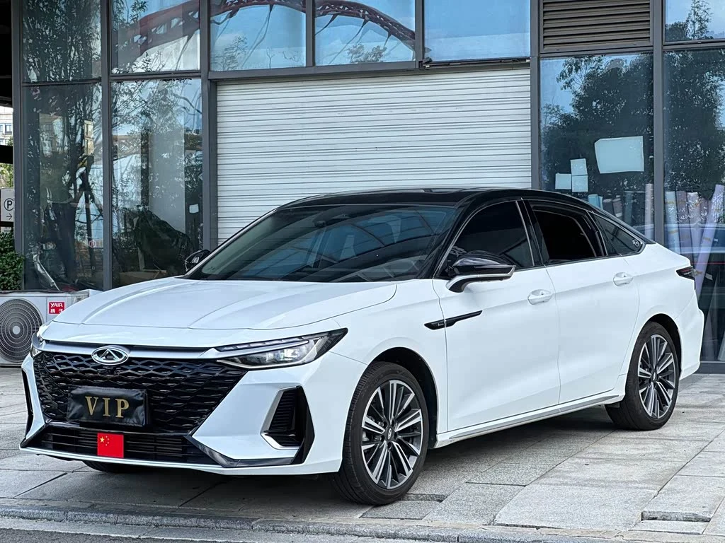 Chery Arrizo 8