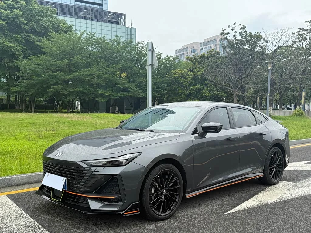 Changan UNI-V