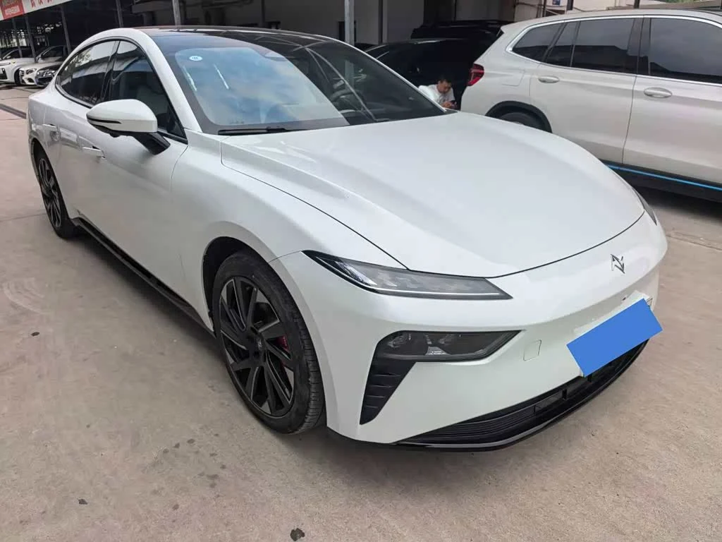 Dongfeng eπ007