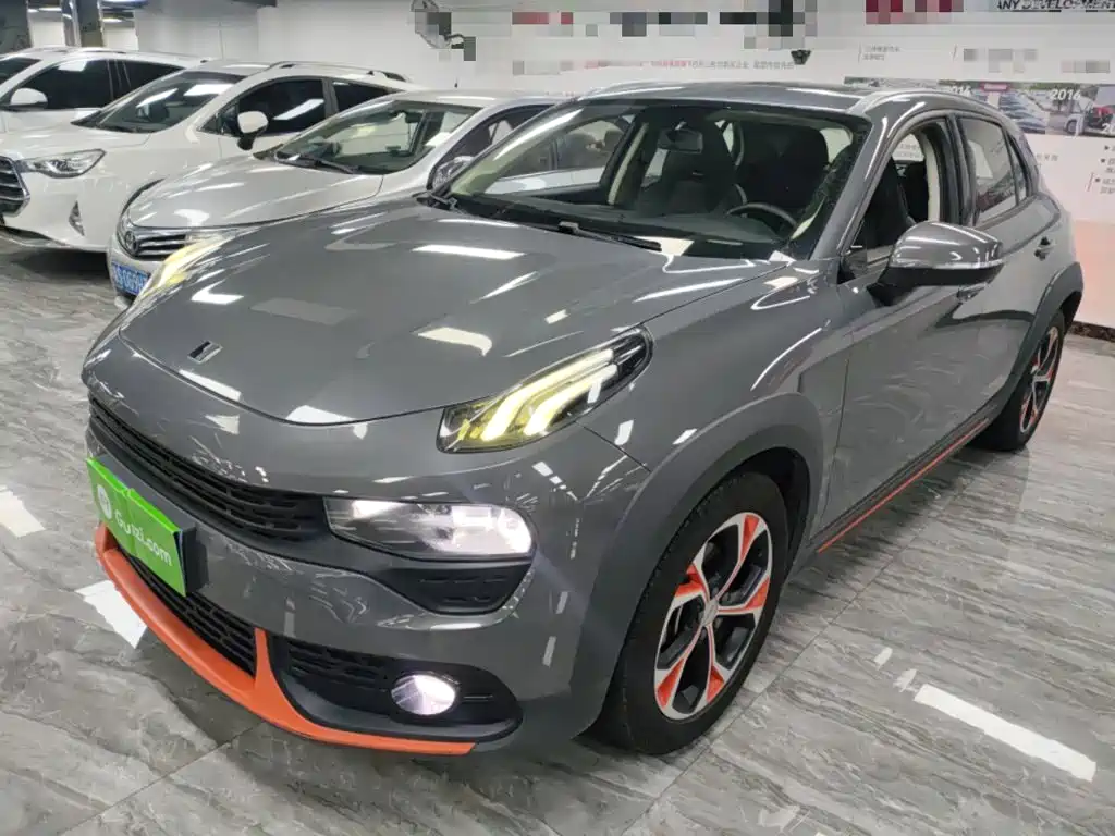 Lynk & Co 02