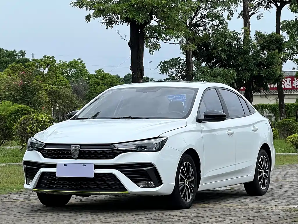 Roewe i5