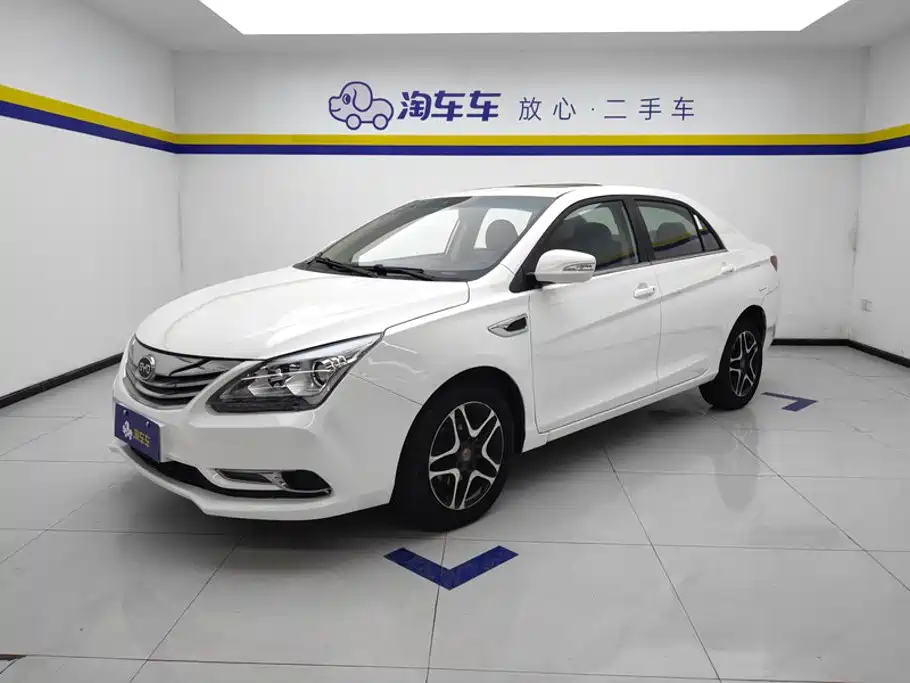 BYD G5