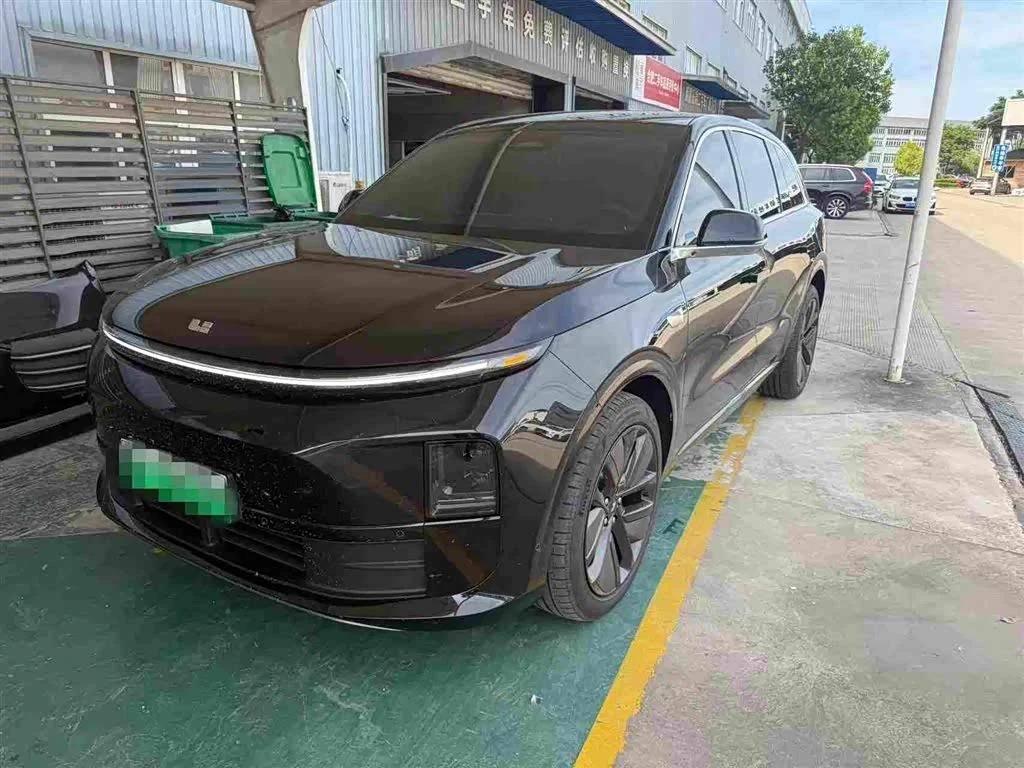 Li Auto L6