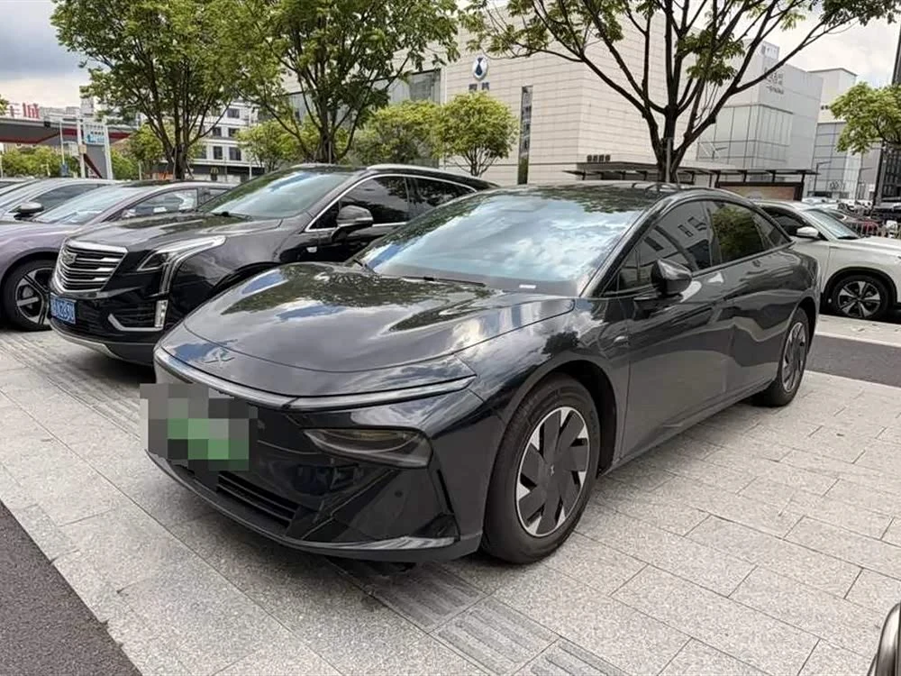 Xpeng P7