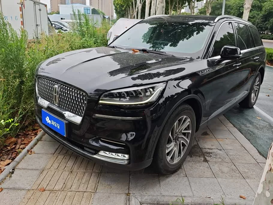 Lincoln Aviator