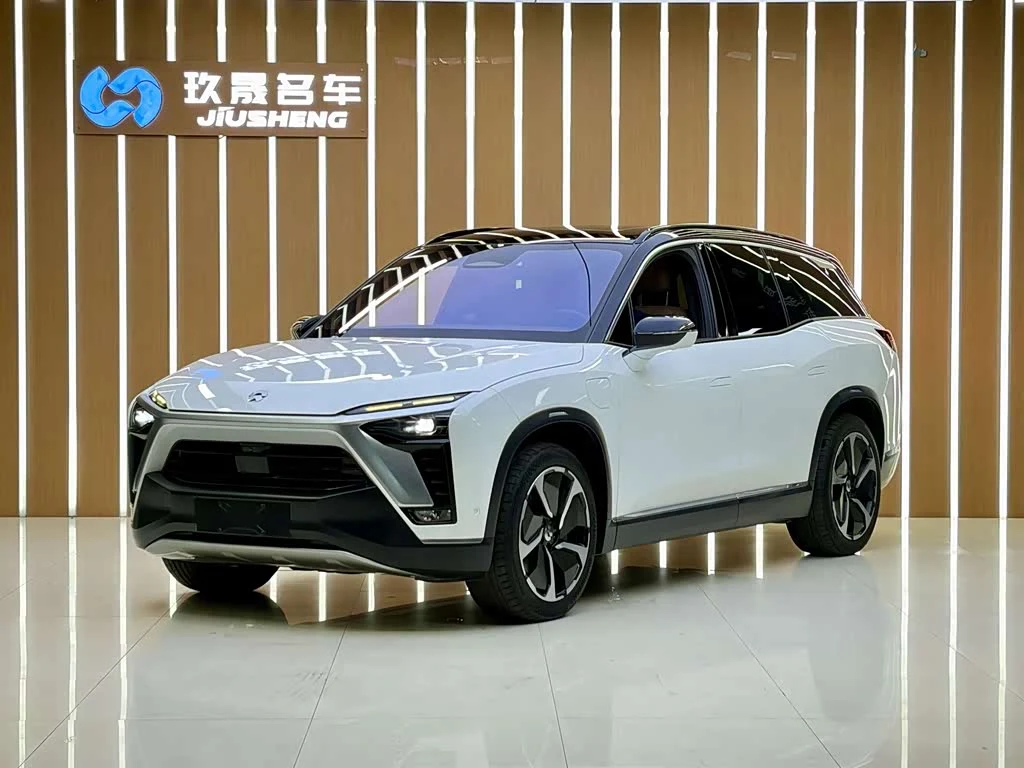NIO ES8