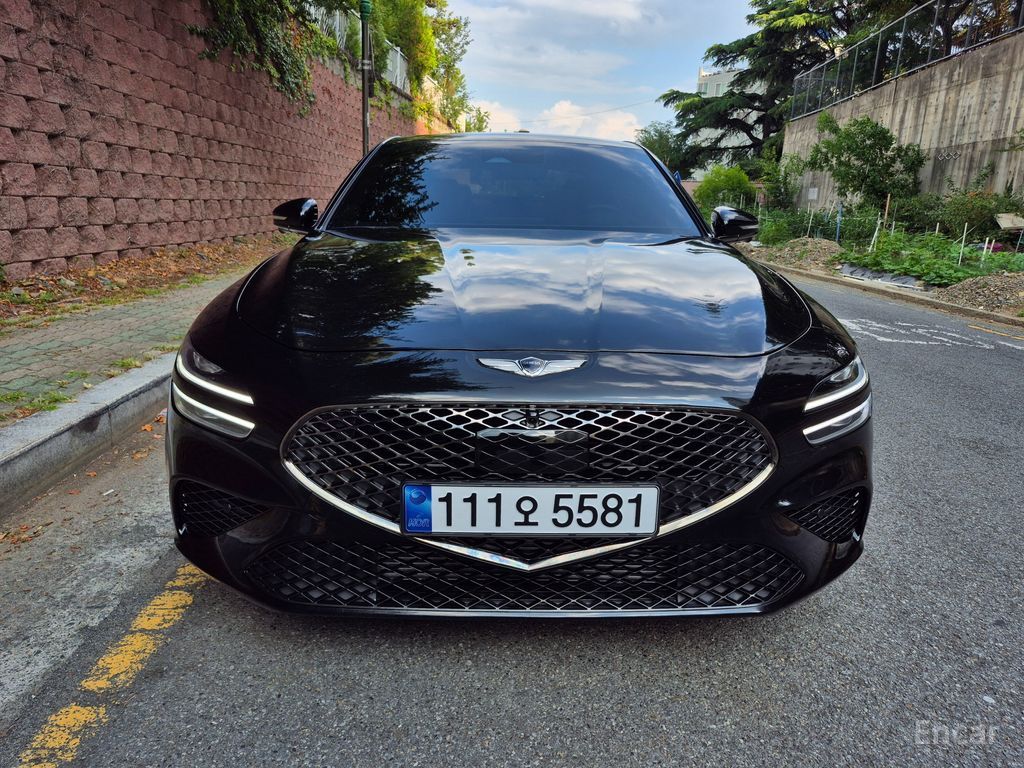 Genesis G70