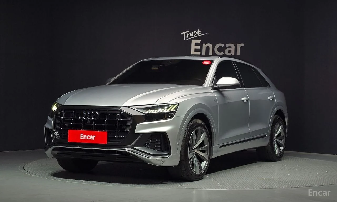 Audi Q8