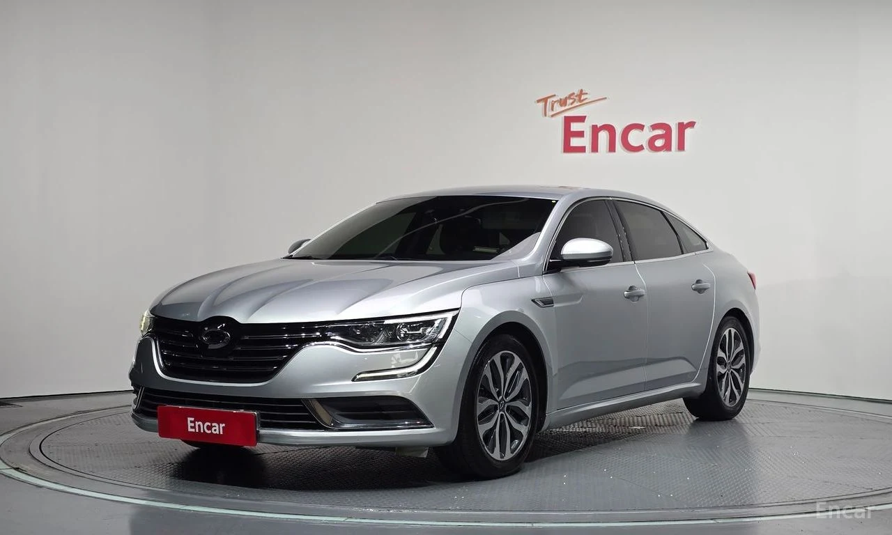 Renault SM6