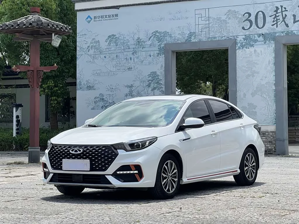 Chery 5 PLUS