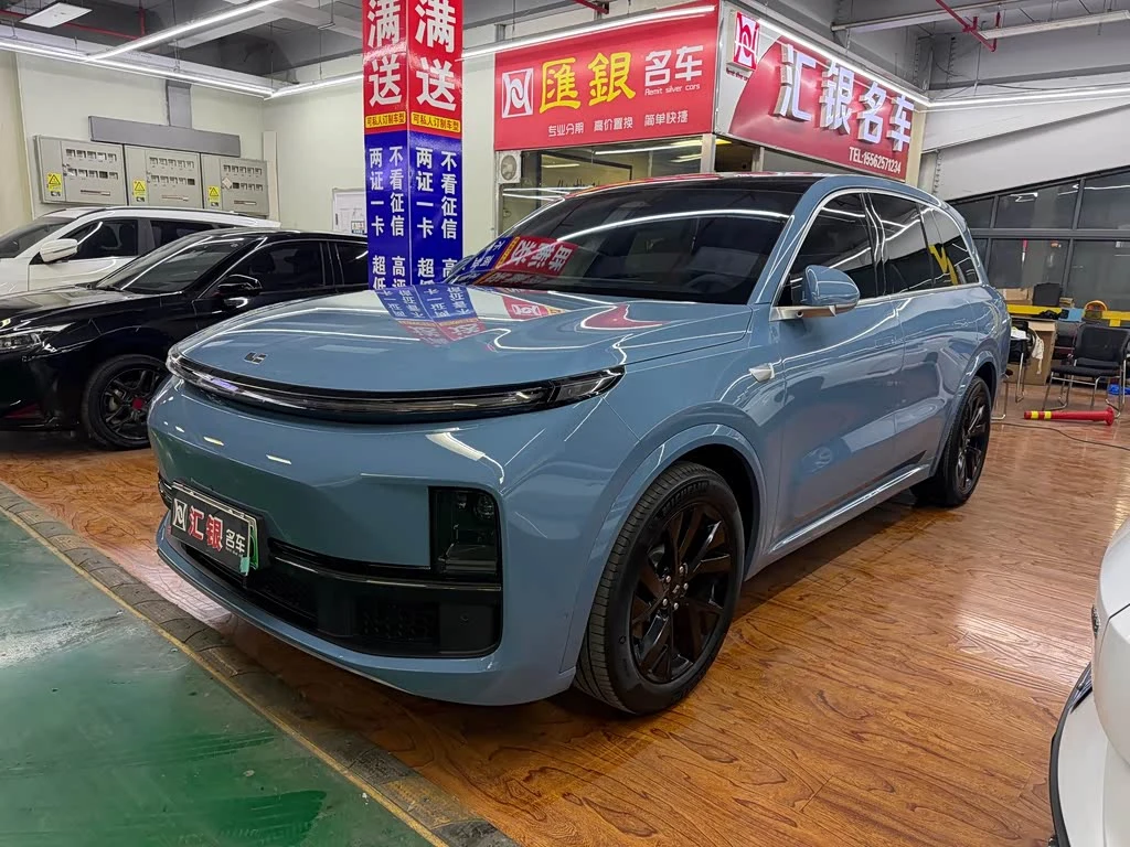 Li Auto L8