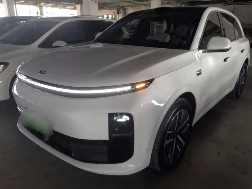 Li Auto L6