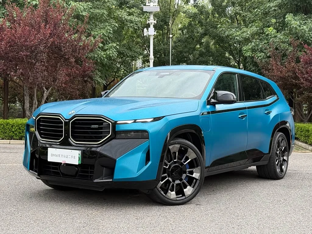 BMW XM