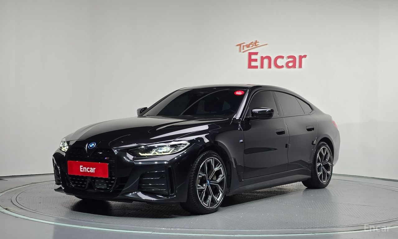 BMW i4