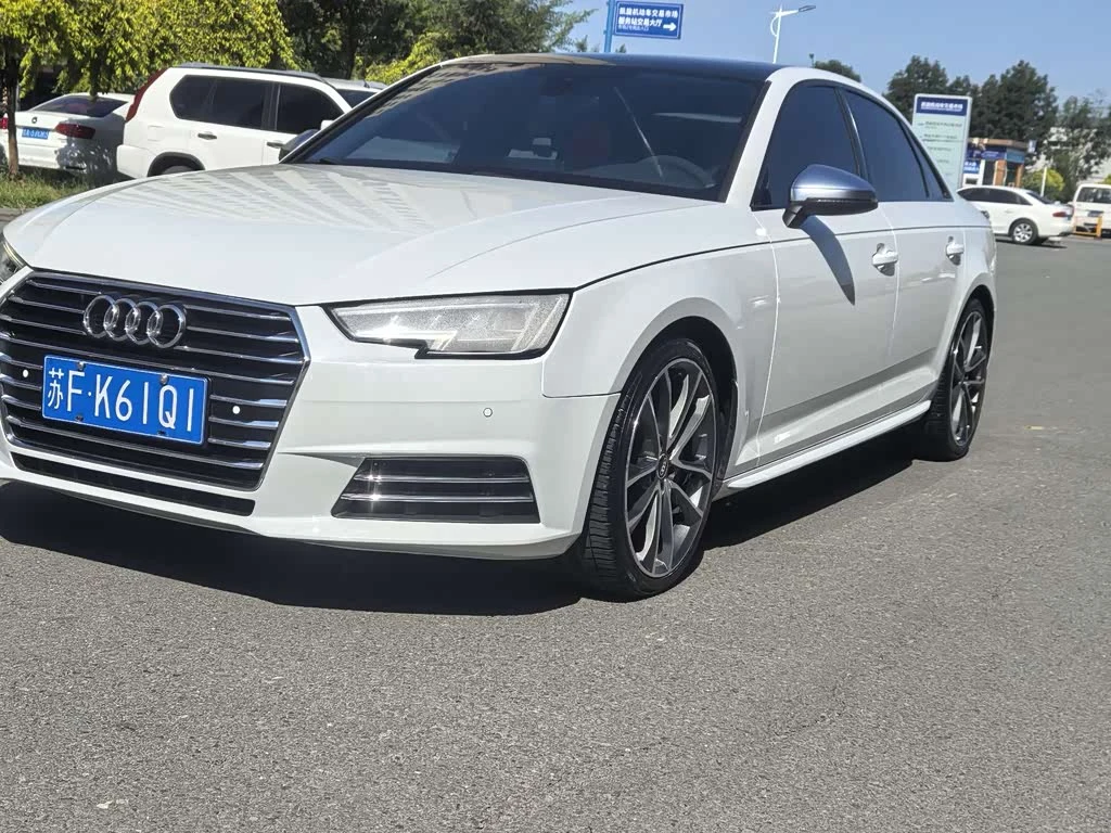 Audi S4