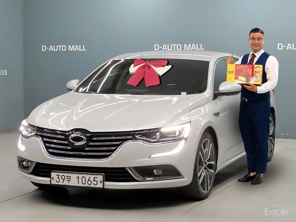 Renault SM6