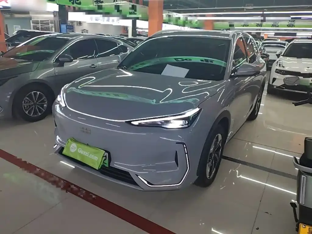 Geely Galaxy Galaxy E5