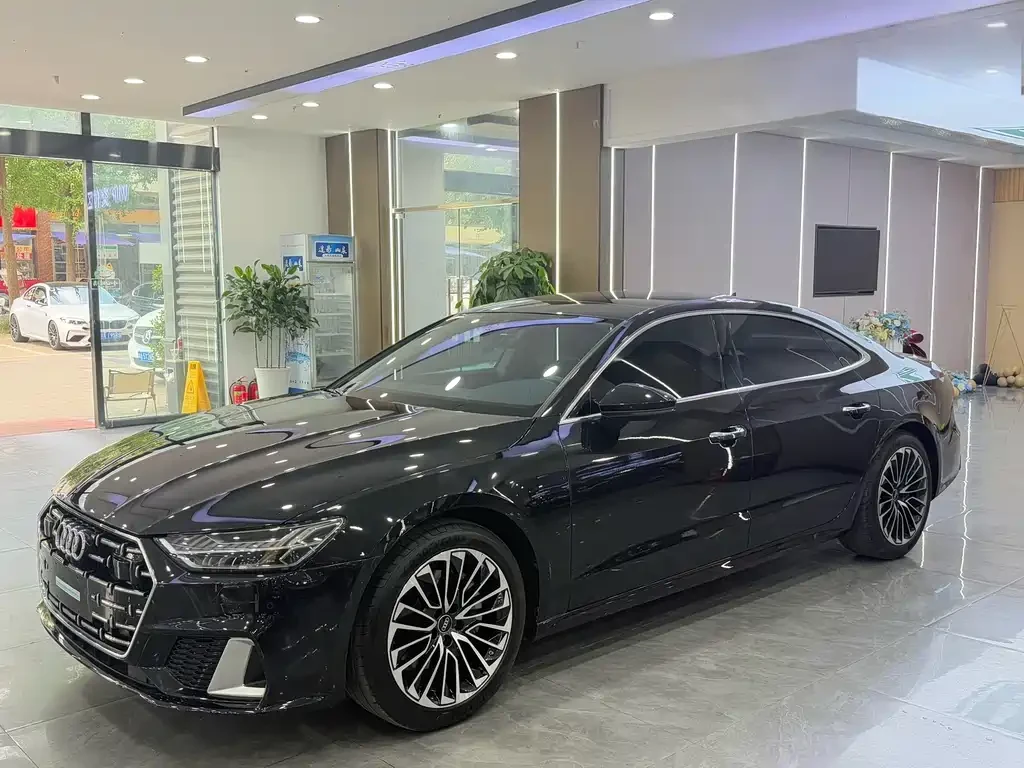 Audi A7L
