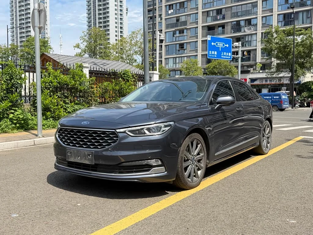 Ford Taurus
