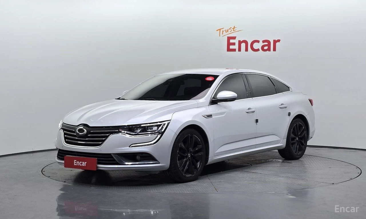 Renault SM6