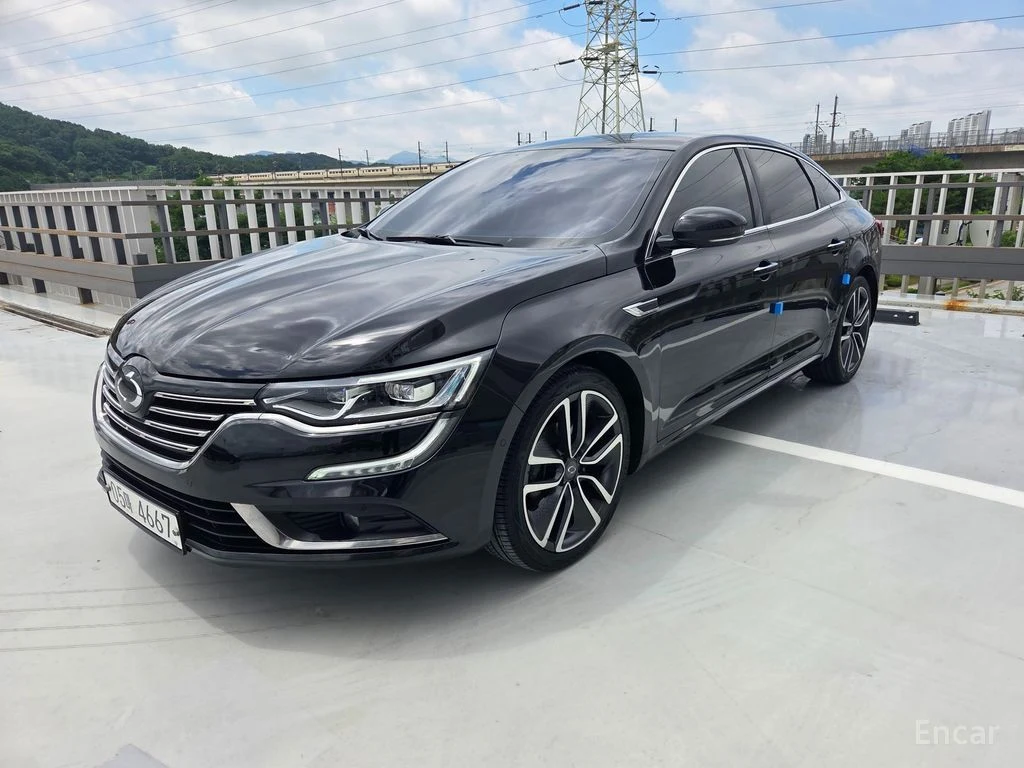 Renault SM6